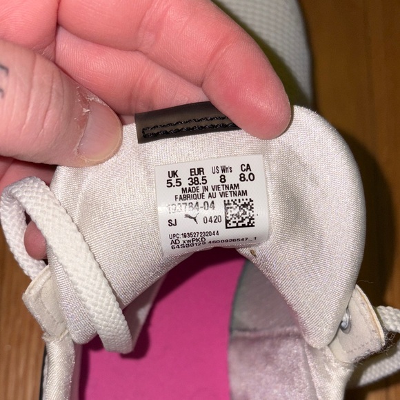 Puma White and Pink Athletic Shoes 8 - Picture 4 of 4